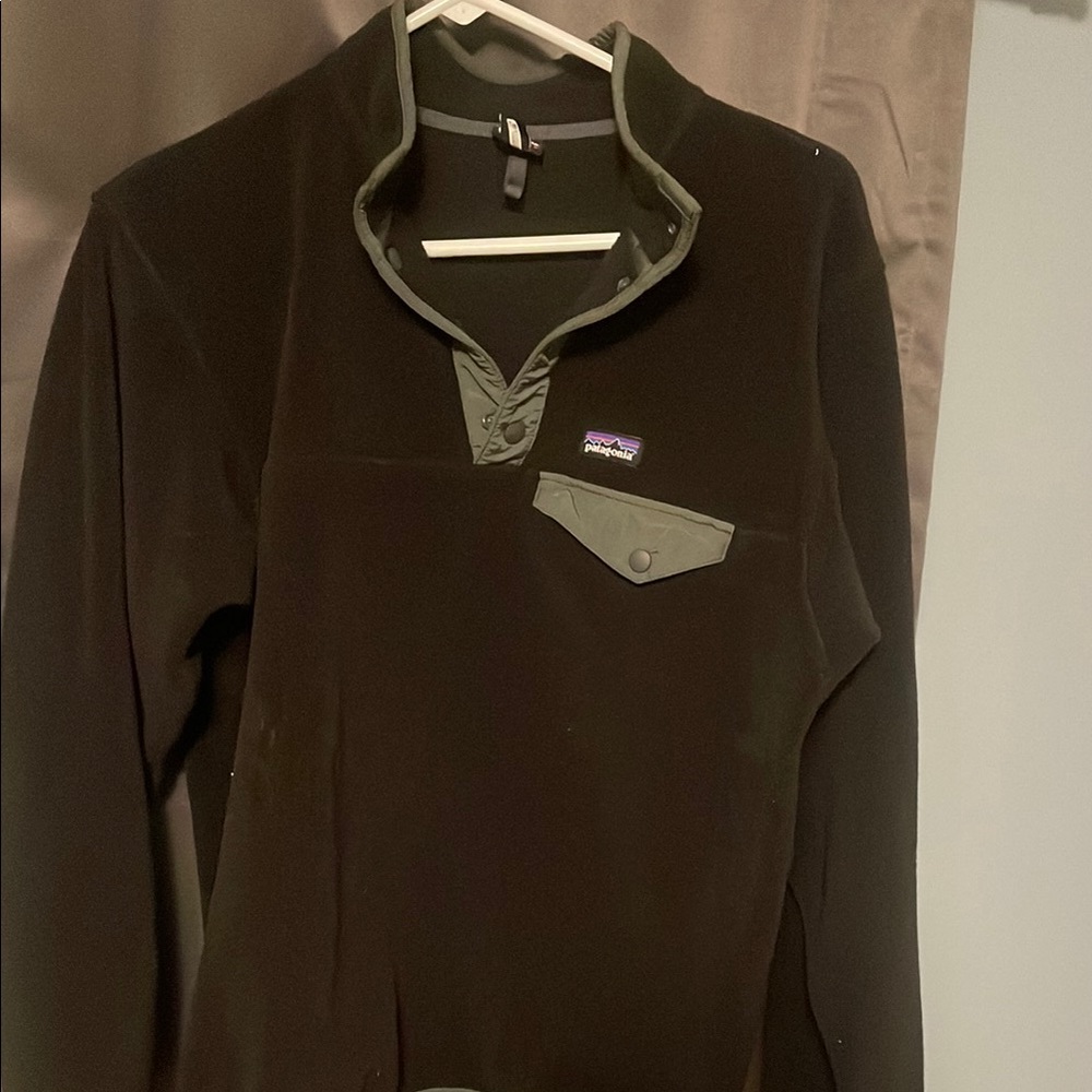 Patagonia Black Fleece with Olive Details